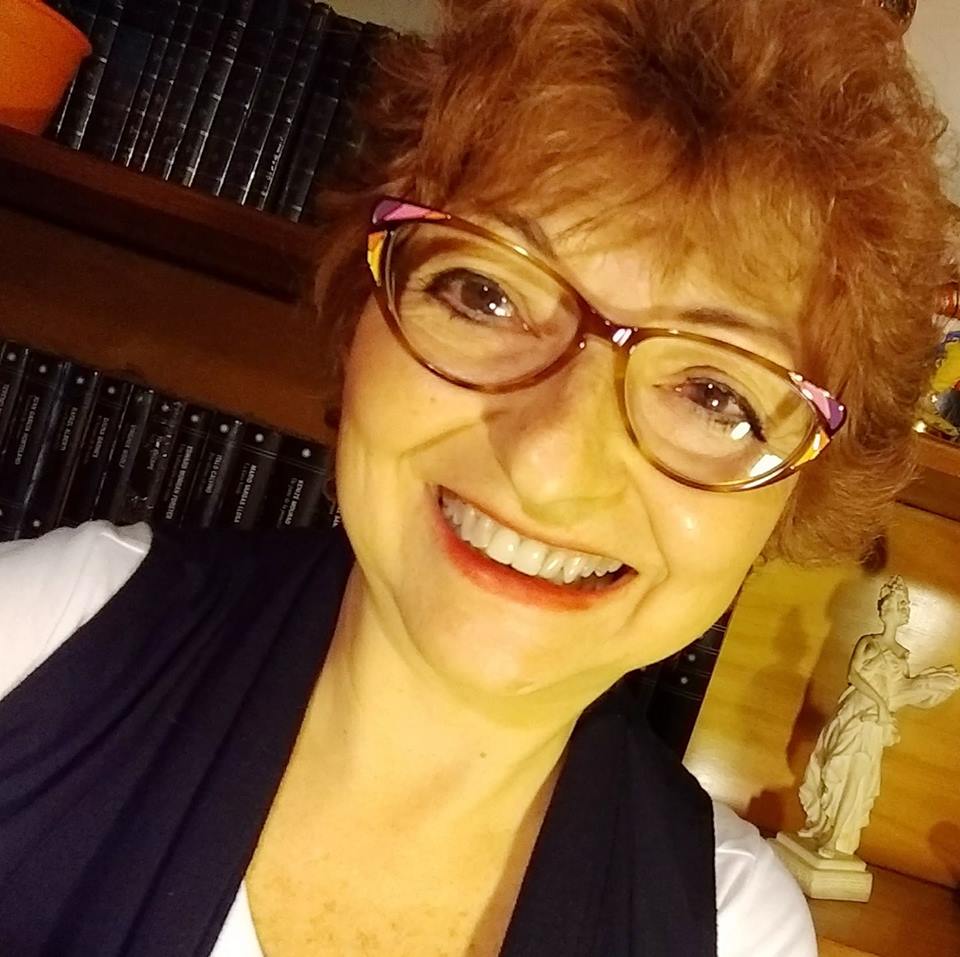 Maria Lagos perfil